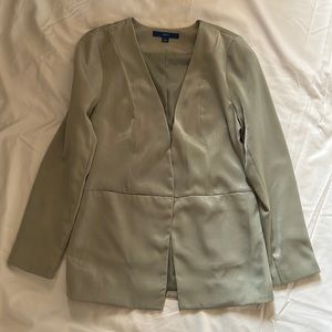 Apt 9 green blazer new with tags in size medium
